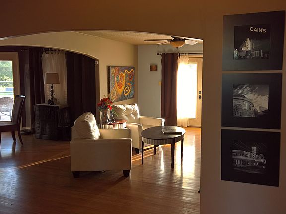Natural light everywhere. 