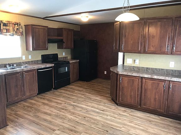 3rd image of 5277 Dixon Dr