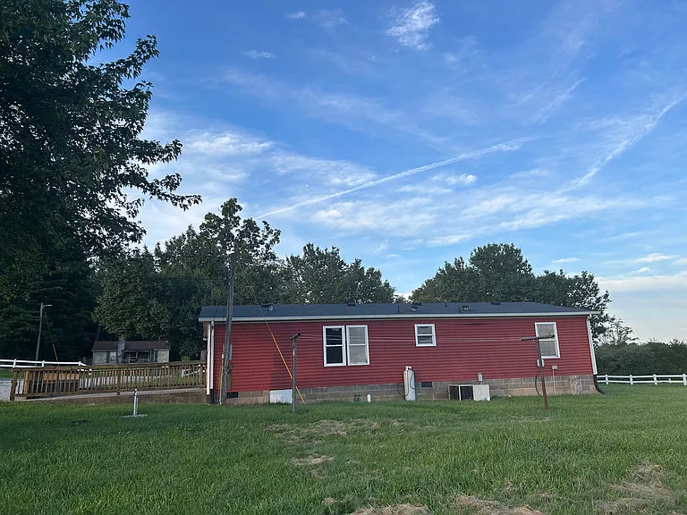 1227 Ford Hwy — Photo 3