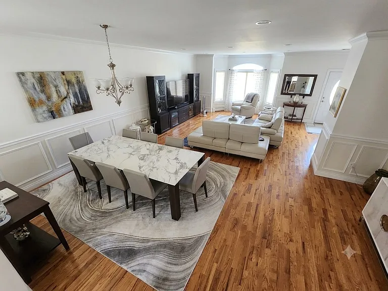 237 E Central Blvd #B — Photo 5
