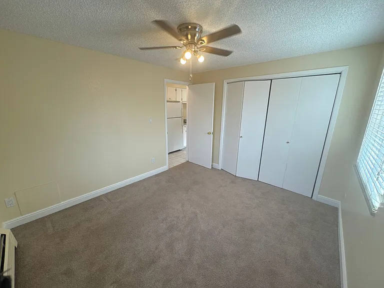 Spartan Court Apartments — Photo 12