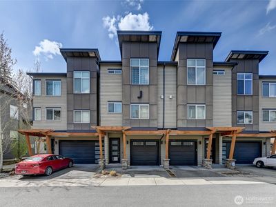19225 Damson Road #J2, Lynnwood, WA, 98036