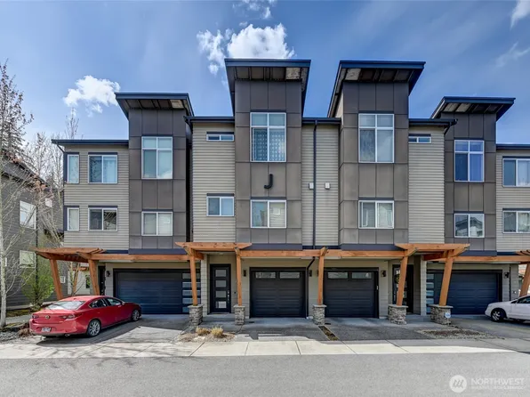 19225 Damson Road #J2, Lynnwood, WA 98036
