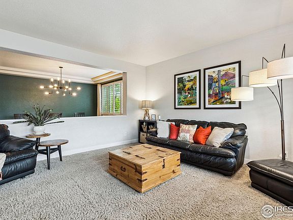 5th image of 860 Quintana Ln