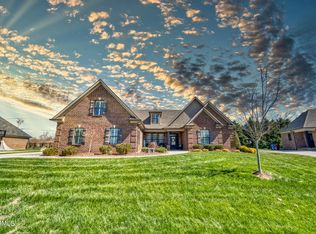 1410 Edenbridge Dr, Alcoa, TN 37701