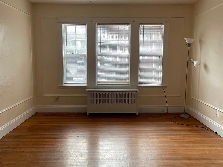 25 Hatherly Rd #1 — Photo 1