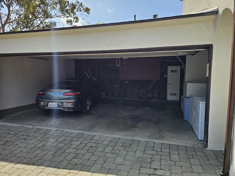 1615 Olive St #B — Photo 13