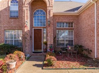 110 Whitney Dr, Hickory Creek, TX 75065