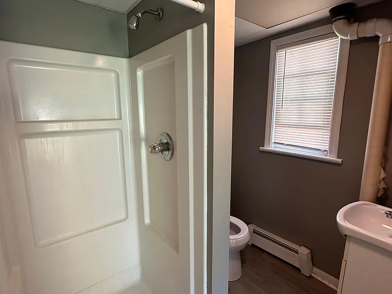 18 Maple St — Photo 10