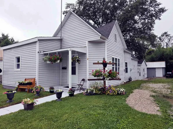 816 S Main St, Bicknell, IN 47512