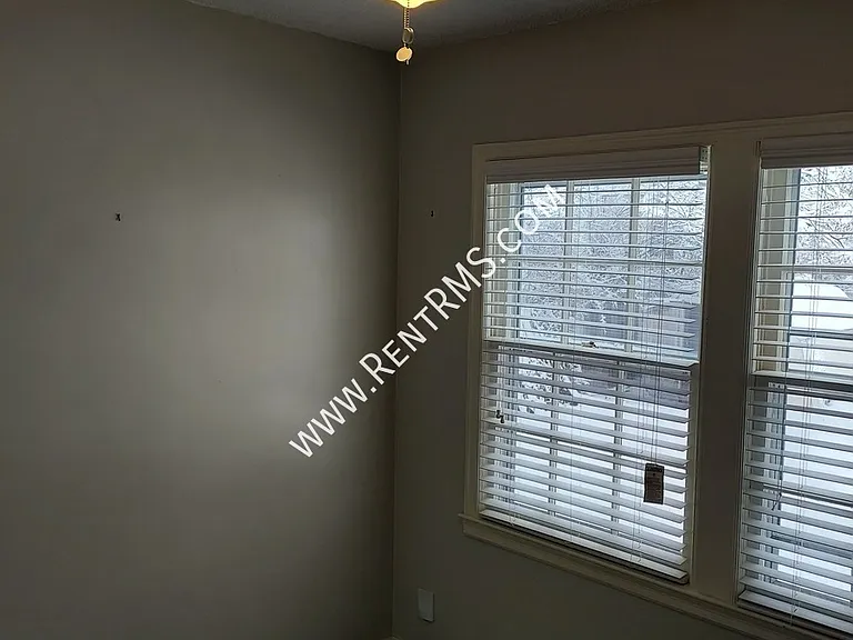 1014 SW Orleans St — Photo 24