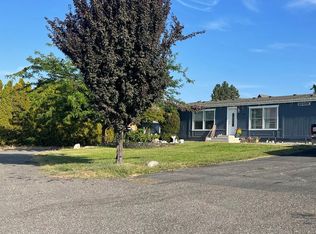 2015 Alice Ln, East Wenatchee, WA 98802