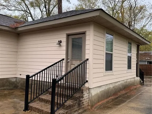 709 S Cypress St, Hammond, LA 70403