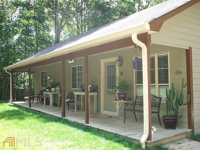1st image of 392 Mountain Creek Ln
