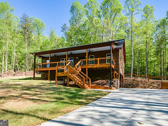 3rd image of 258 Rocky Hollow Rd
