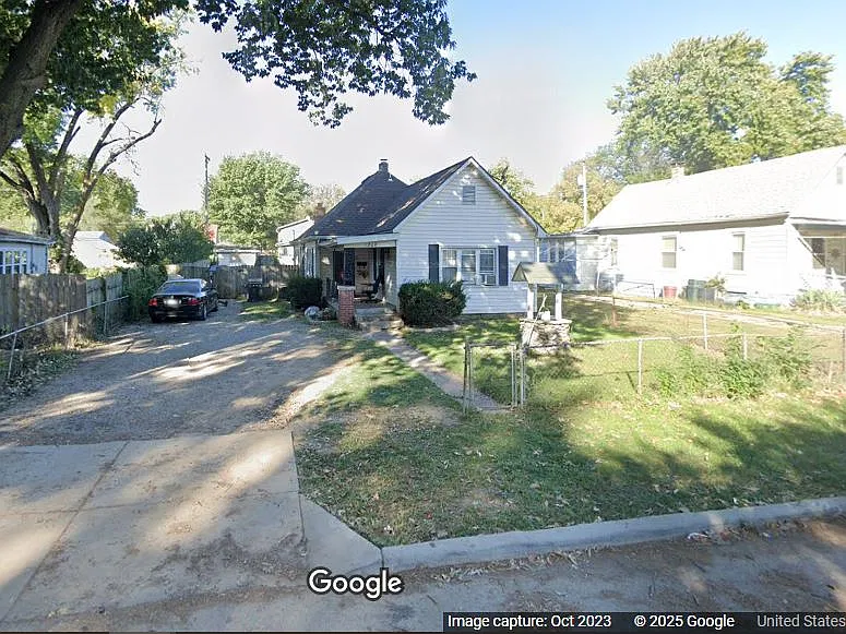 1208 S 37th St