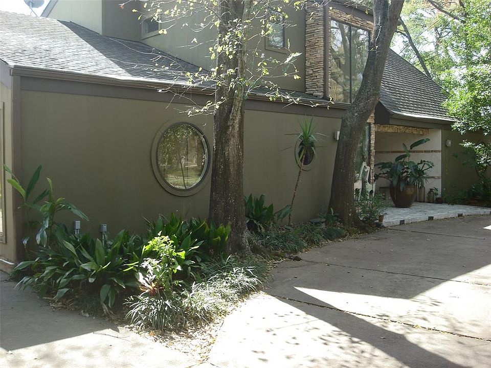 1st image of 7615 Betty Jane Ln