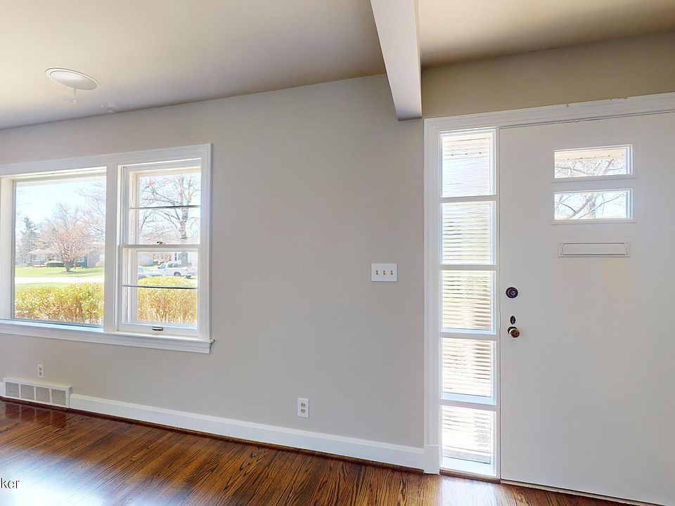 407 Deerfield Ln, Windy Hills, KY 40207 Zillow