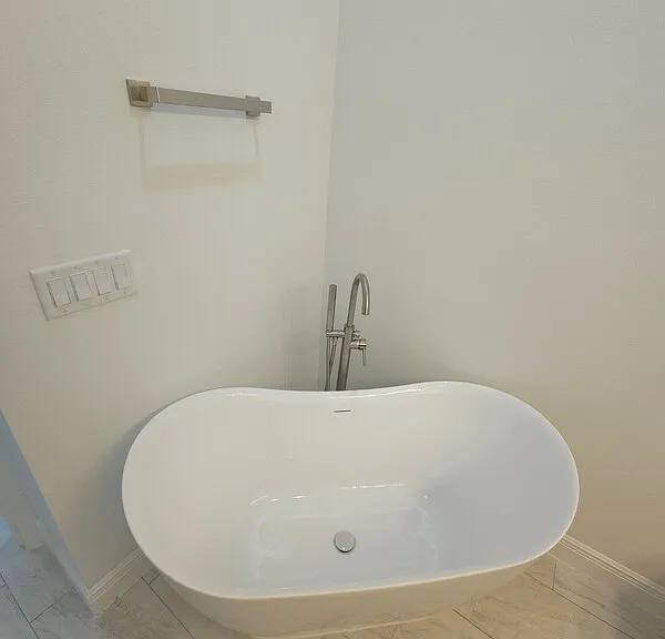 1912 W McNeal Dr — Photo 16