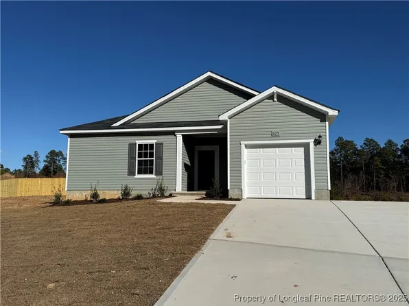 623 Blossom Trl, Lillington, NC 27546