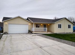 503 14th St, Benton City, WA 99320