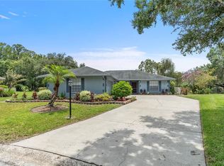 1811 Thistle Ct, Zephyrhills, FL 33543