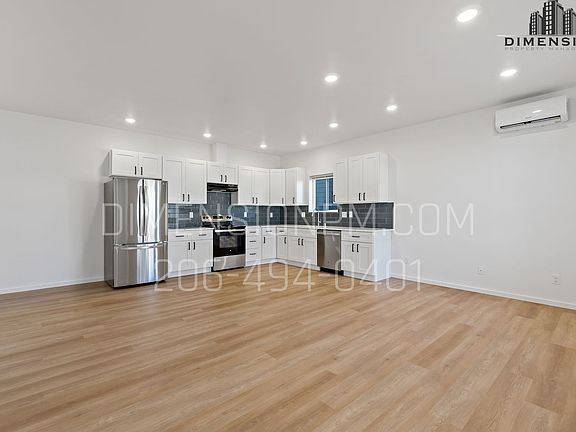 2nd image of 17517 29th Ave E