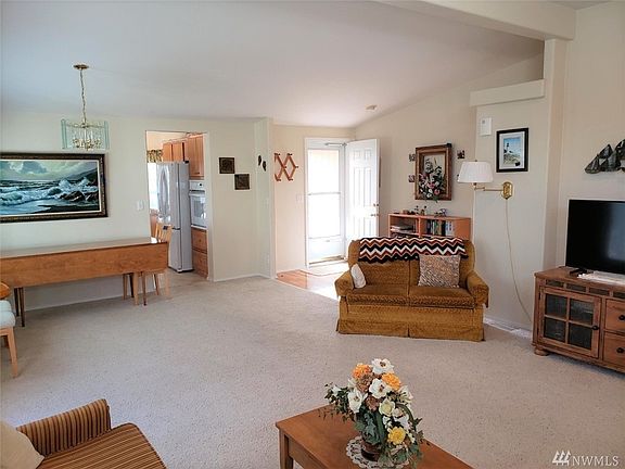 2nd image of 8815 61st Avenue Ct E