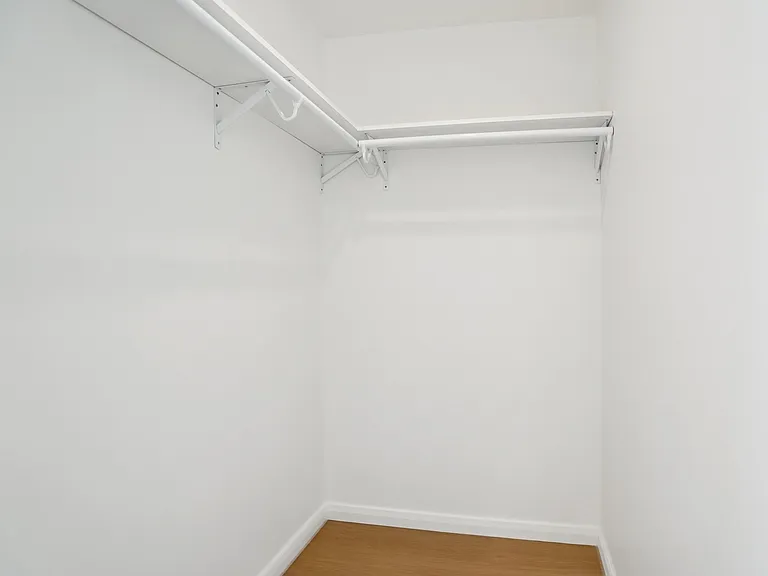6162 Oak Crest Way #1/4 — Photo 7