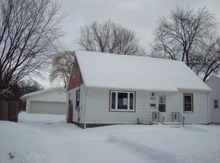 515 E Mission Rd, Green Bay, WI 54301