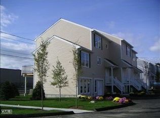 750 Seaview Ave #3, Bridgeport, CT 06607