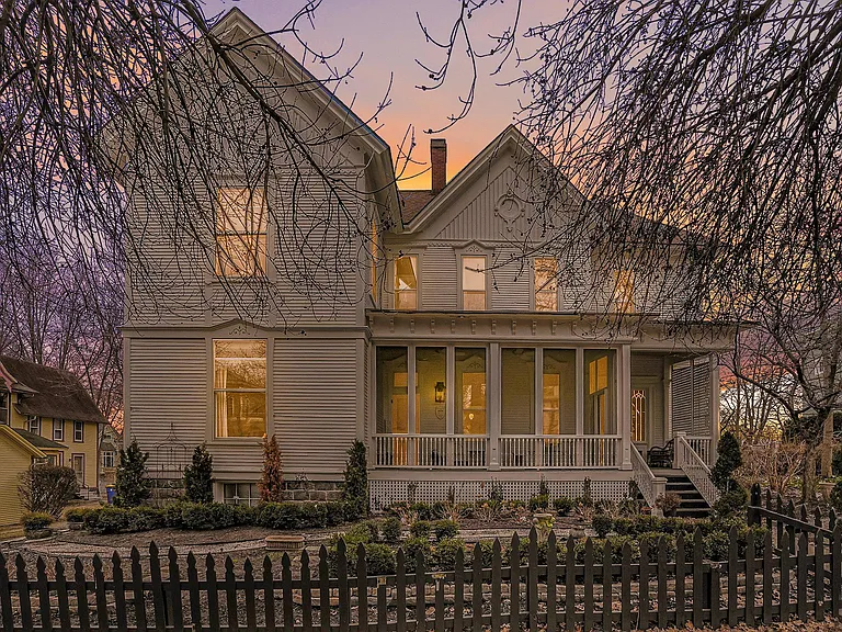 231 Paris Ave SE #4 — Photo 3