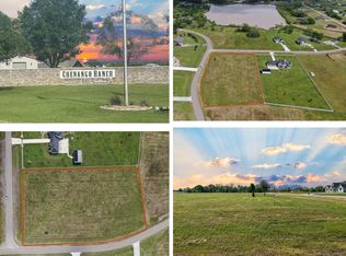 443 Lakeview Dr, Angleton, TX 77515