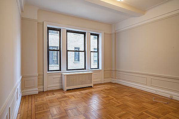1st image of 250 W 85th St #12GG