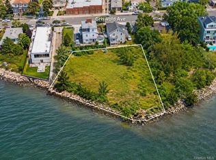 Bayshore Avenue, Bronx, NY 10460