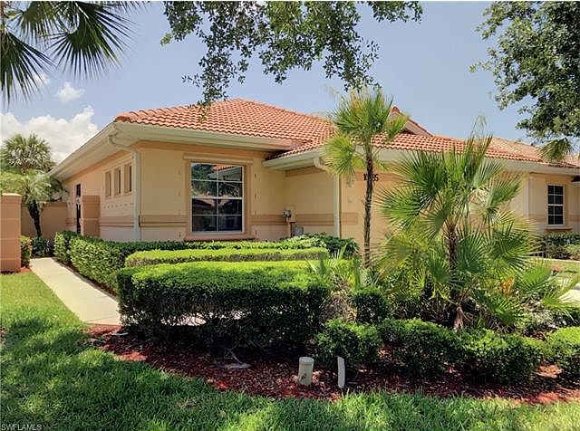 1st image of 10585 Avila Cir