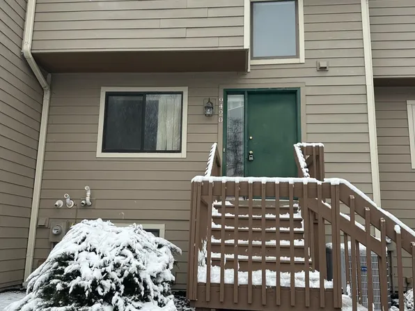 9420 Hunters Creek Dr, Cincinnati, OH 45242