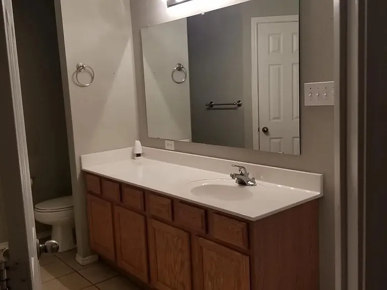 Master vanity.