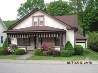 221 One Street Ave, Rouseville, PA 16344