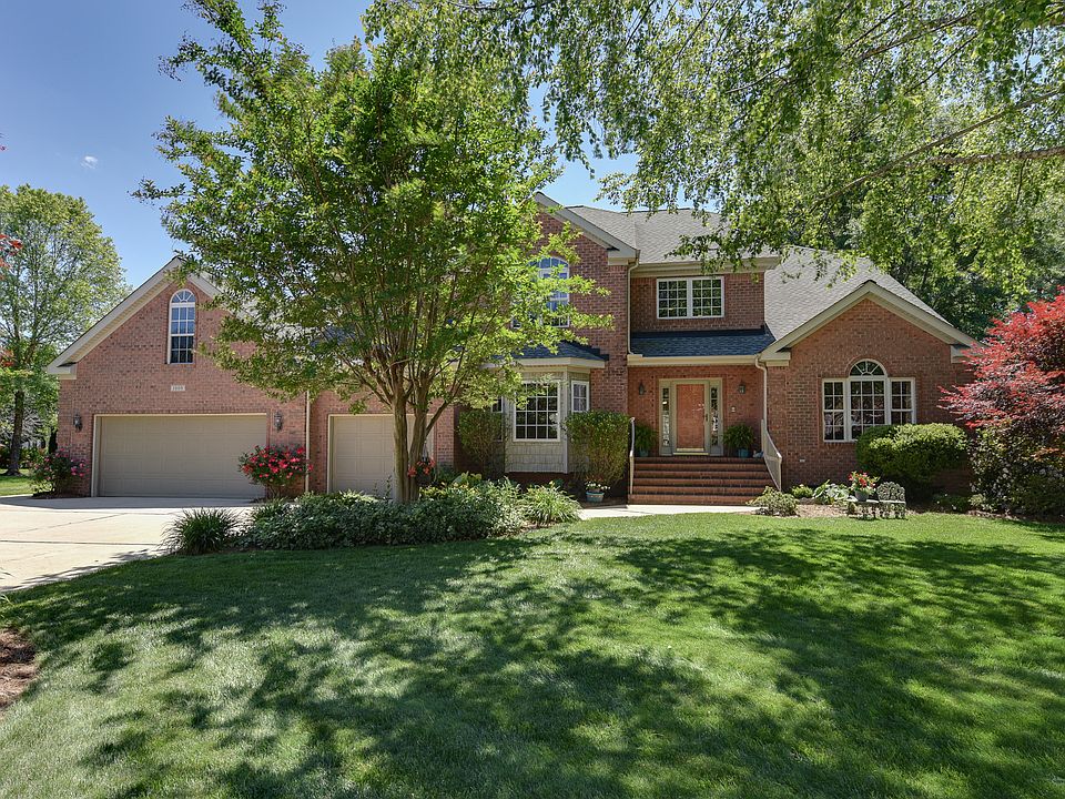 1st image of 1009 Bourbon Ct