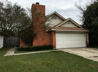8402 Summertree Dr, Houston, TX 77040