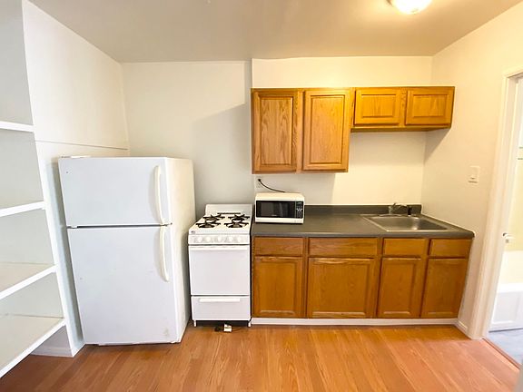 5th image of 645 S Burnside Ave APT 15