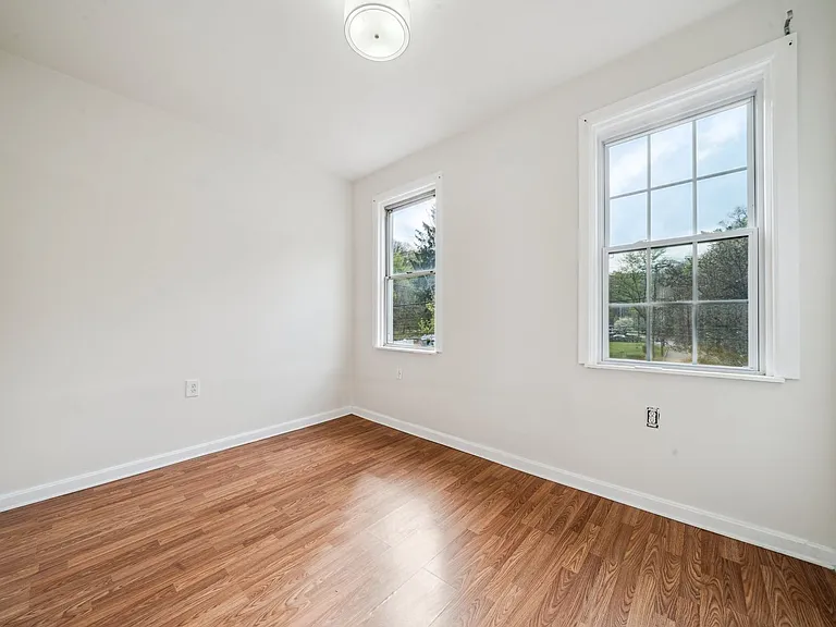 2819 Spring Garden Ave — Photo 18