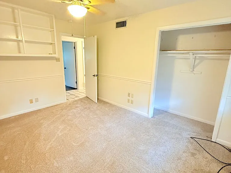 612 Hillview Dr — Photo 14