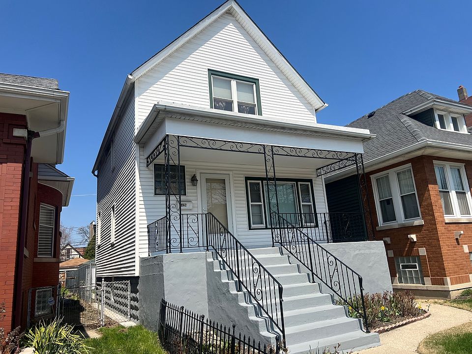 1st image of 3426 W Wrightwood Ave