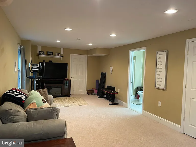 20671 Stillpond Ct — Photo 42