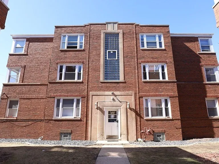 7520 N. Ridge Blvd — Photo 13