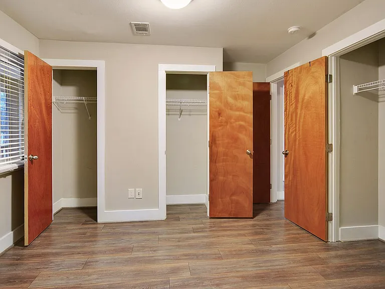 195 Powell St SE #10 — Photo 14