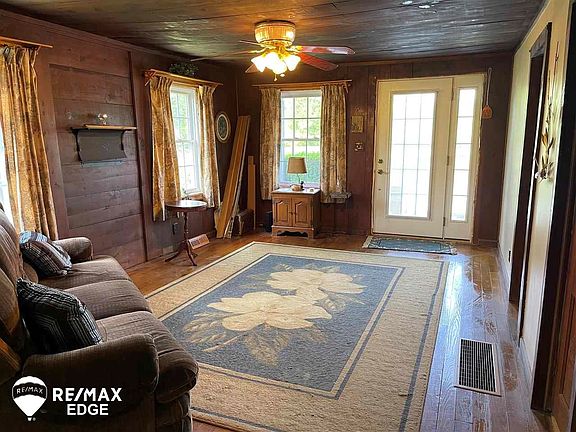 2nd image of 4782 Brunk Dr