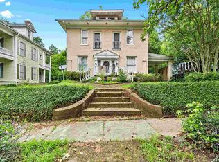 505 W Rusk St, Marshall, TX 75670